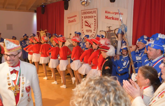  Viermol ellef Johr • Lebenshilfe