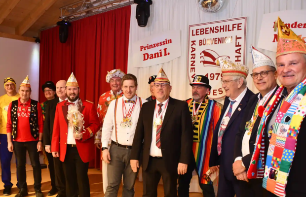  Viermol ellef Johr • Lebenshilfe